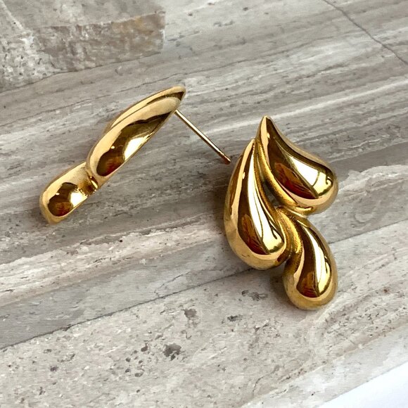 NEW~ Anthropologie Adina Eden Solid Triple Puffy Teardrop Stud Earrings - Picture 7 of 9